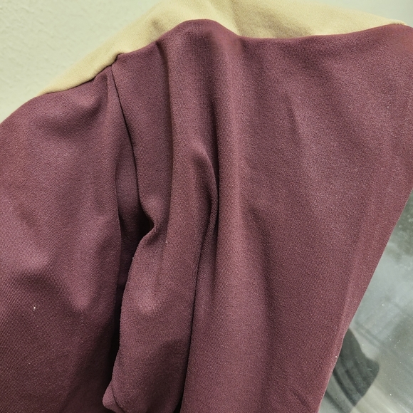 David Lerner maroon maternity leggings - Picture 3 of 3